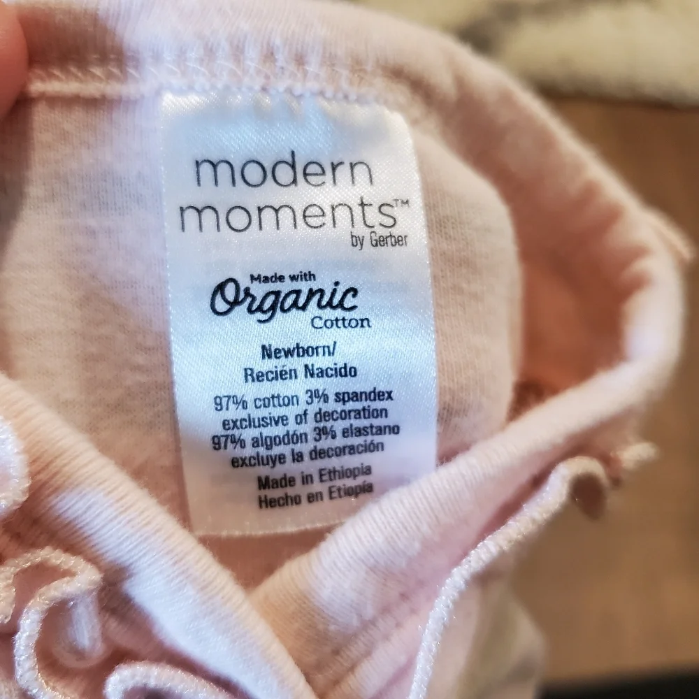 Gerber Modern Moments Cotton Baby Girl Footed Pajamas PJs Sleep Pink Ruffle NB